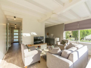 Bungalow in Sint Maartenszee with garden